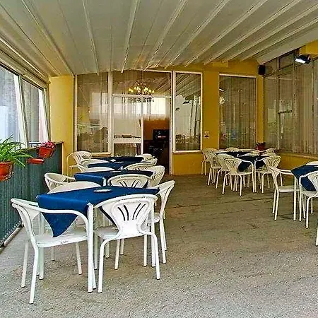 Corona 3* Rimini